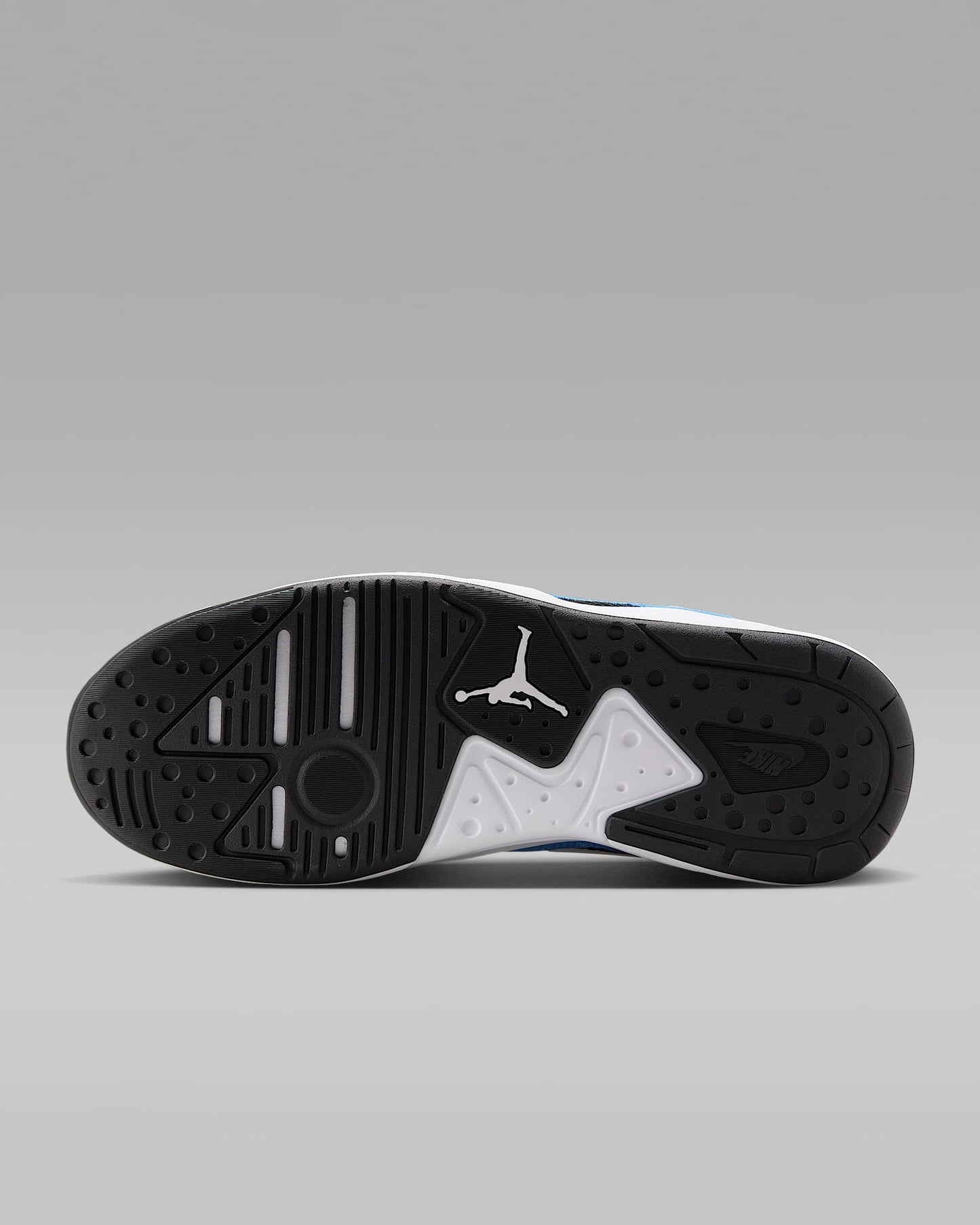 Zapatillas Nike Jordan CMFT Era Reflectivas HJ6777-004