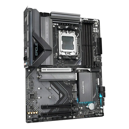 Tarjeta Madre Gigabyte X870 Eagle Wifi7 Am5 Ddr5 Pcie 5.0 Color Negro
